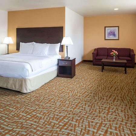Days Inn & Suites By Wyndham Spokane Airport Эруэй-Хайтс Экстерьер фото